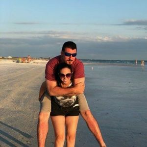 Meet your Posher, Carissa